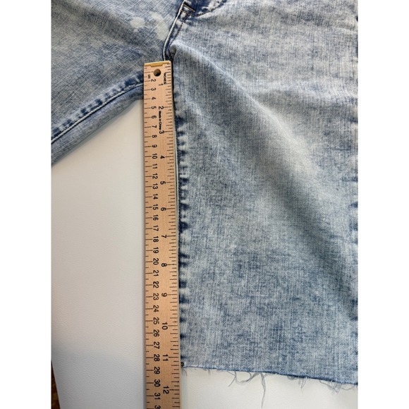 BlankNYC The Leonard Classic Bermuda Acid Wash Denim Shorts Womens Size 24 NEW - Picture 8 of 9